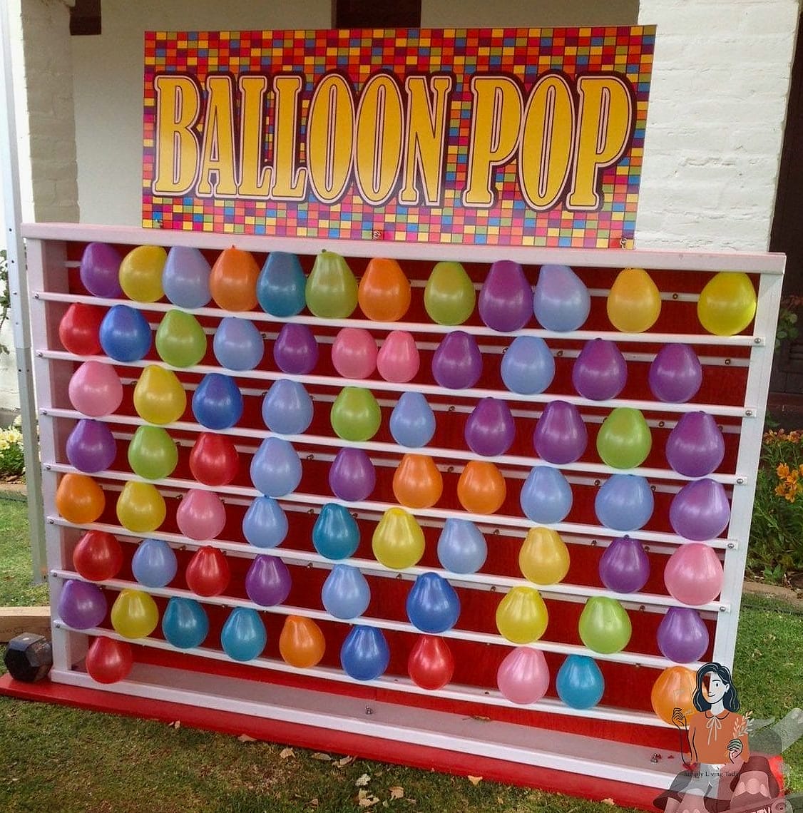25 Family Reunion Games Everyone from Kids to Grandparents Will Love 3 Balloon Pop Surprise Game