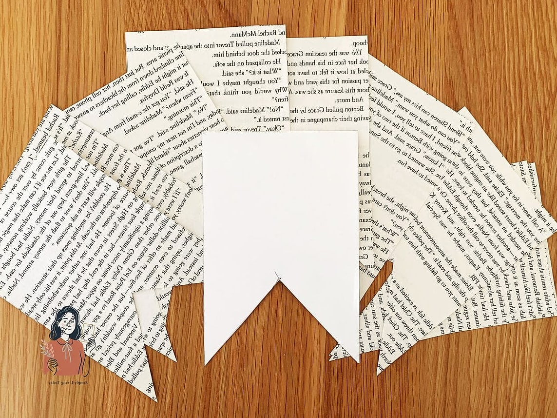 29 Clever Diy Banner Ideas You Can Make This Weekend 17 Book Page Banner