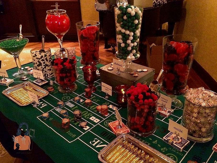 30 Adorable Murder Mystery Party That Are Absolutely Perfect 26 Casino Mystery Party
