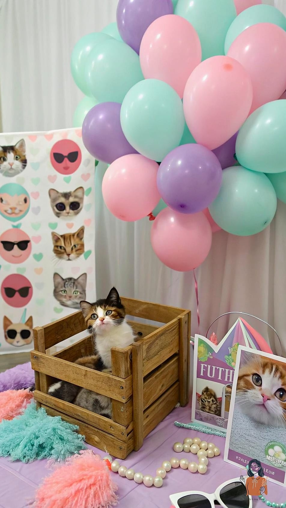 29 Adorable Cat Themed Birthday Party That Are Totally Pinterest-Worthy 15 Cat Themed Photo Booth Backdrop