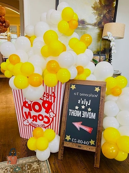 25 Stunning Indoor Party Ideas Worth Stealing Right Now 5 Cozy Indoor Movie Night