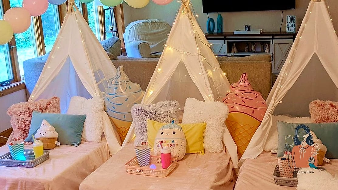 29 Adorable Slumber Party Ideas for the Best Party Ever 14 Cozy Reading Nook