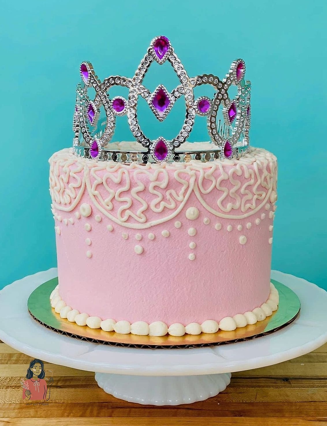 Crown Decorating Station