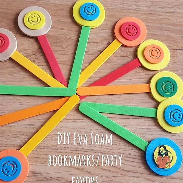 DIY Bookmark Favors