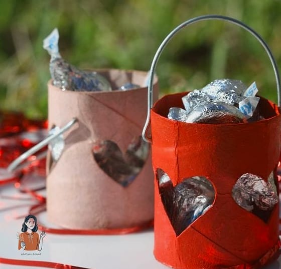21 Clever Diy Favor Bags On a Budget 14 DIY Bucket Style Favor Bags