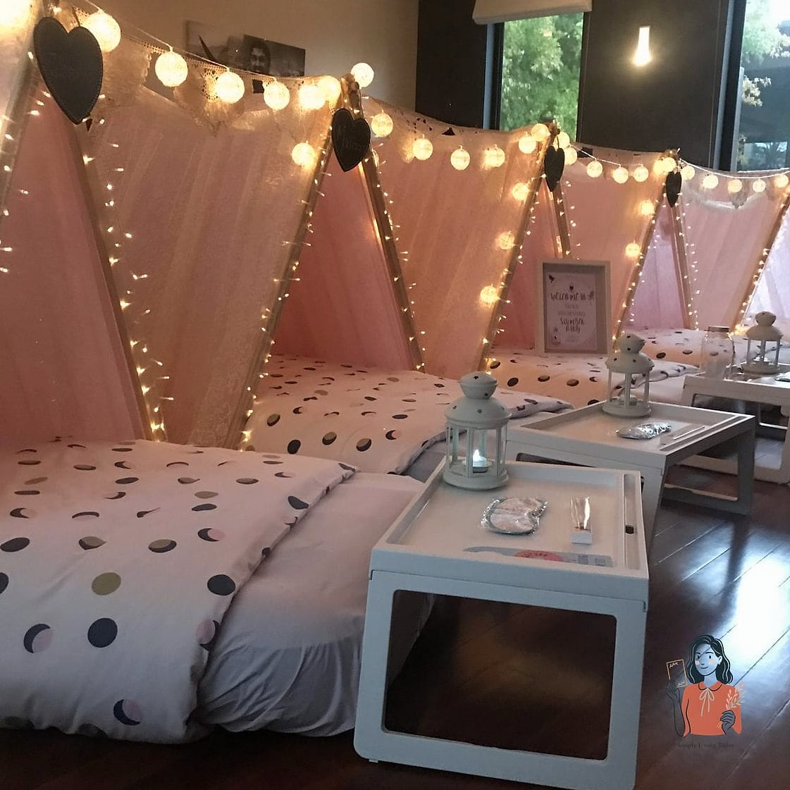 29 Adorable Slumber Party Ideas for the Best Party Ever 25 DIY Centerpiece Craft Table