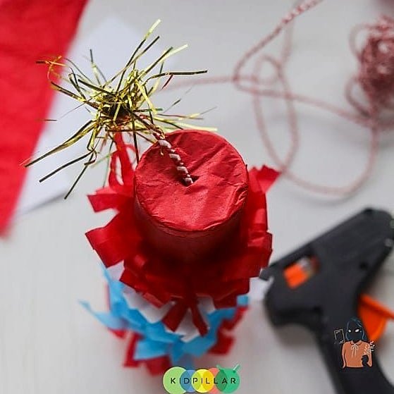 27 Stunning 4Th Of July Party Ideas to Make It Truly Memorable 18 DIY Firework Cupcakes