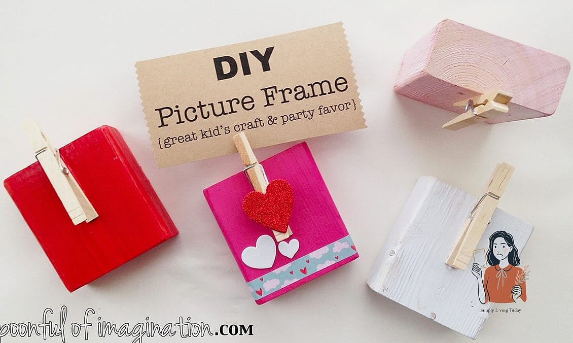 DIY Photo Frame Favors
