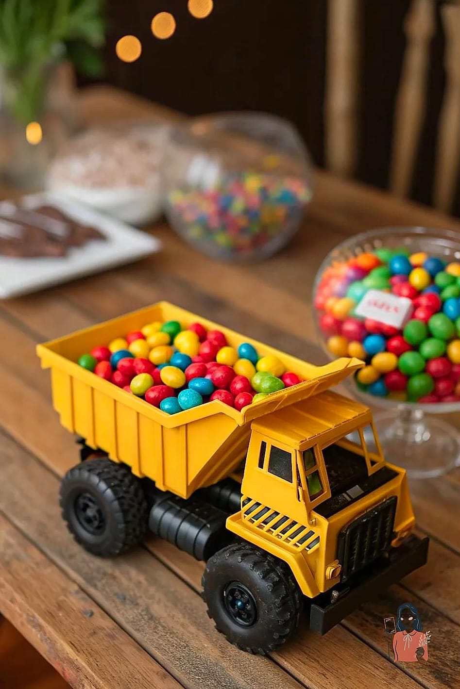 Dump Truck Centerpiece Table