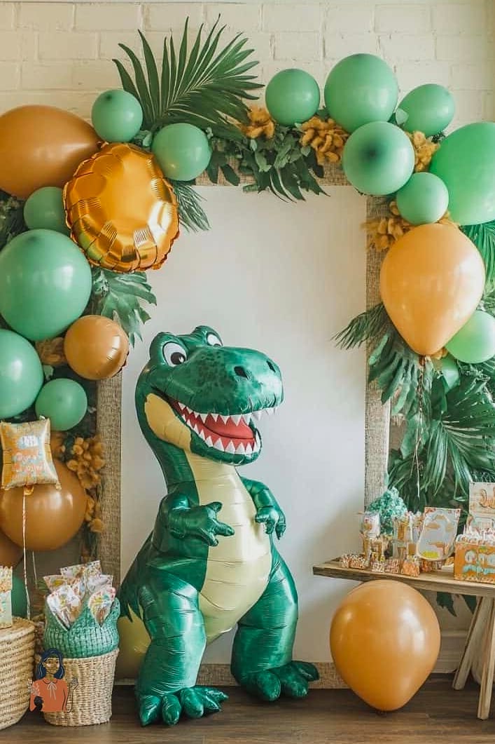 25 Creative Dinosaur Birthday Party Worth Stealing Right Now 19 Giant Dinosaur Decoration Display