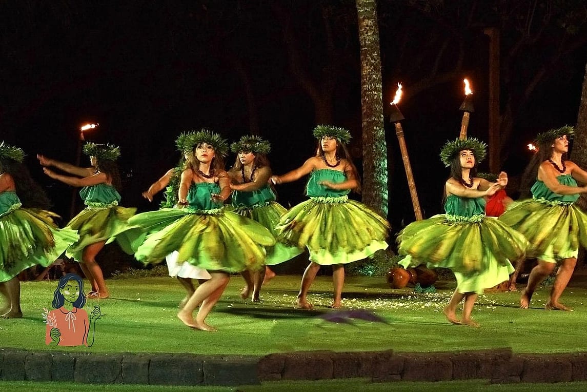 29 Unique Hawaiian Luau Party That Are Totally Pinterest-Worthy 28 Hawaiian Playlist and Dance Corner