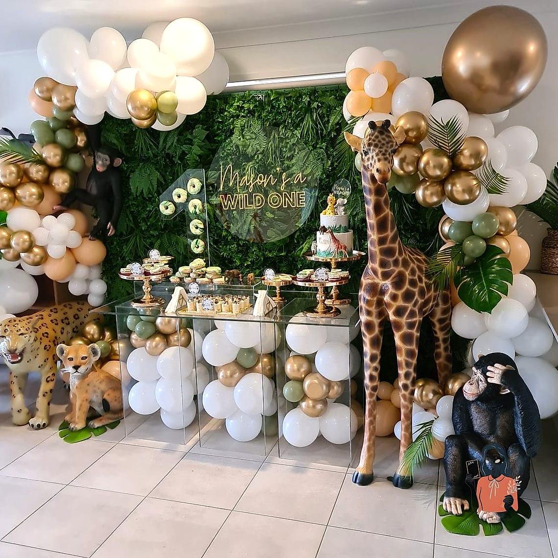 6. Jungle Animal Photo Booth