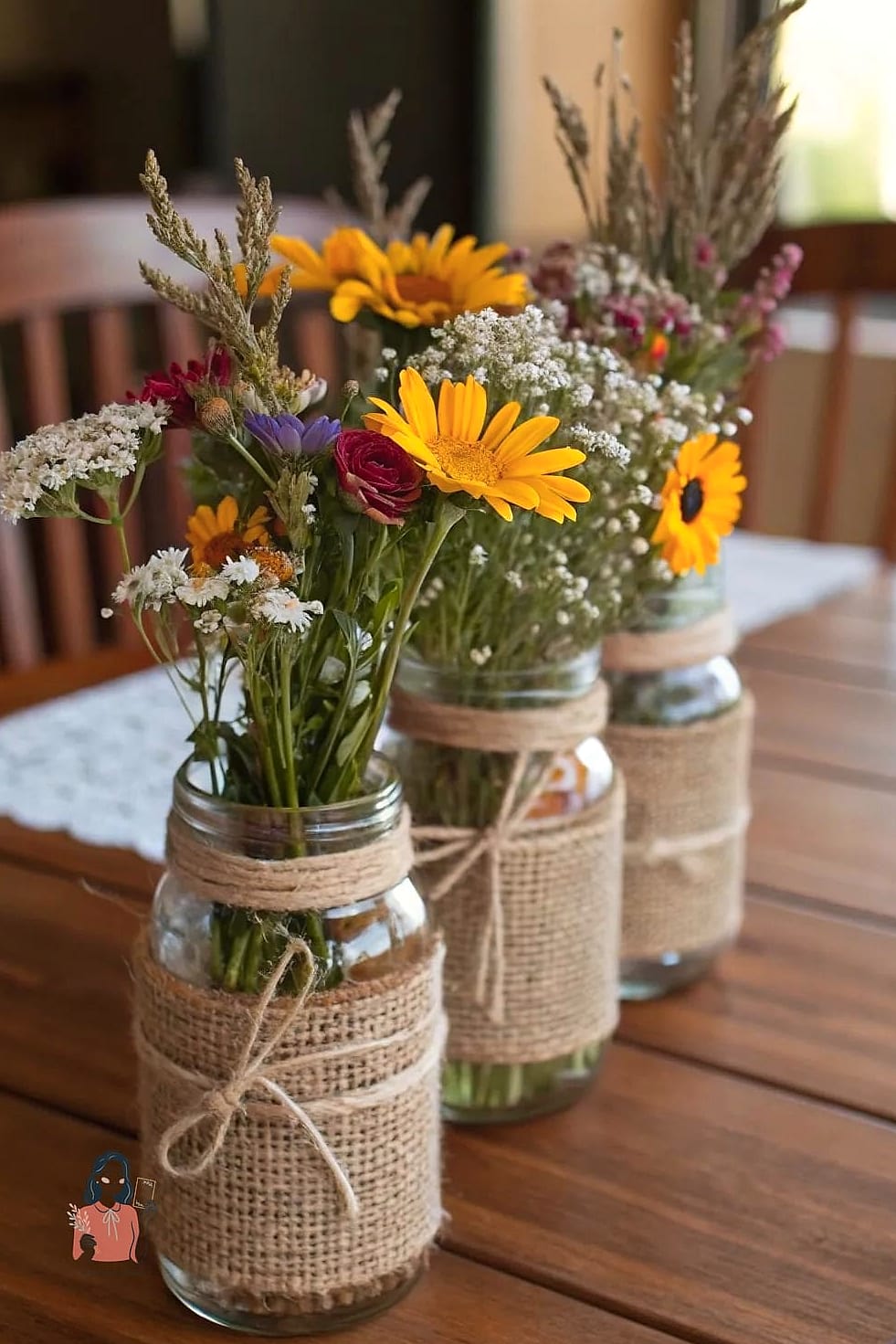 26 Simple Diy Table Centerpieces You Can Make This Weekend 2 Mason Jar Flower Centerpiece