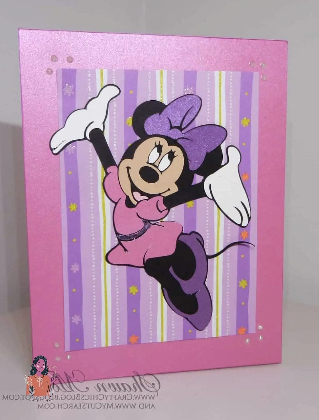 22 Unique Minnie Mouse Birthday Party Ideas That Are Absolutely Perfect 23 Minnie Mouse Birthday Memory Book