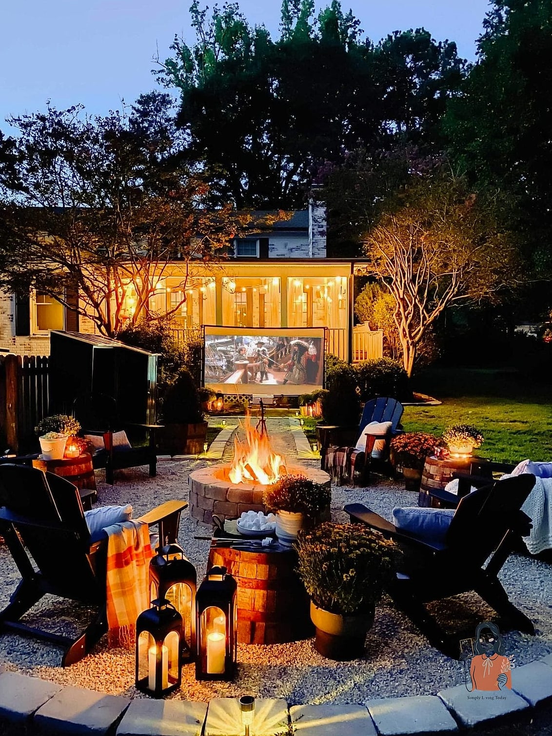 Outdoor Movie Night Bonfire