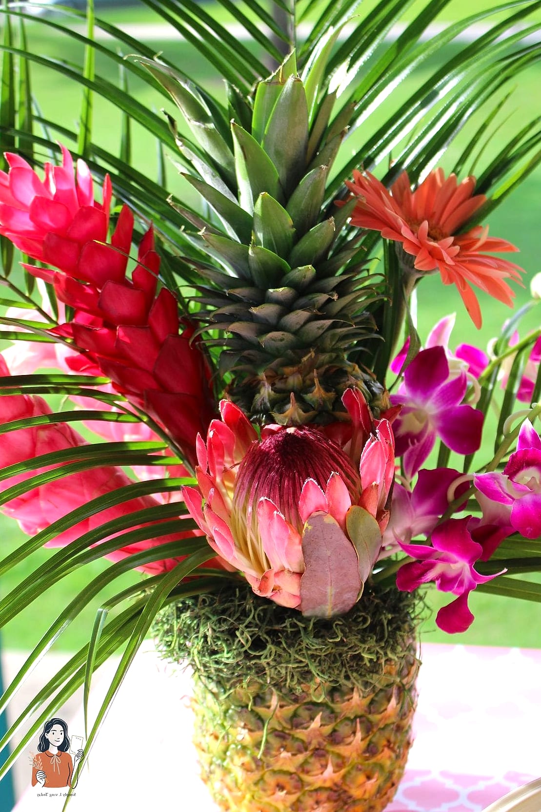 30 Incredible Tropical Party Ideas Everyone Will Be Talking About 6 Pineapple Centerpiece Decorations
