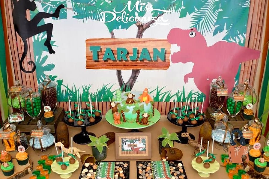 25 Creative Dinosaur Birthday Party Worth Stealing Right Now 2 Prehistoric Jungle Balloon Arch Entrance