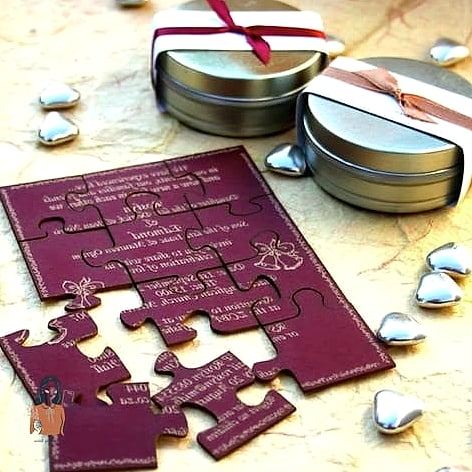 28 Simple Diy Invitations You Can Make This Weekend 12 Puzzle Box Invitations