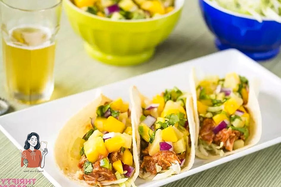 29 Unique Hawaiian Luau Party That Are Totally Pinterest-Worthy 10 Tropical Taco and Slider Bar