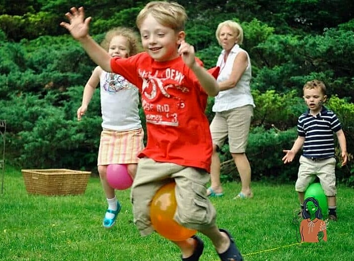 Balloon Between Knees Race