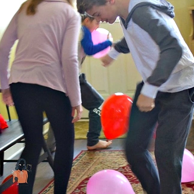 Balloon Stomp Relay