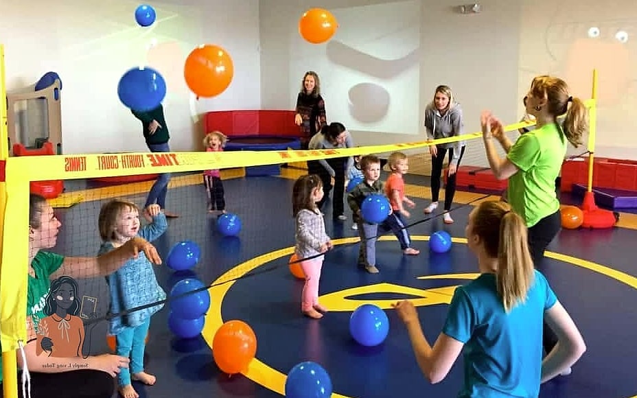22 Creative Party Games For Seniors Worth Stealing Right Now 7 Balloon Volleyball