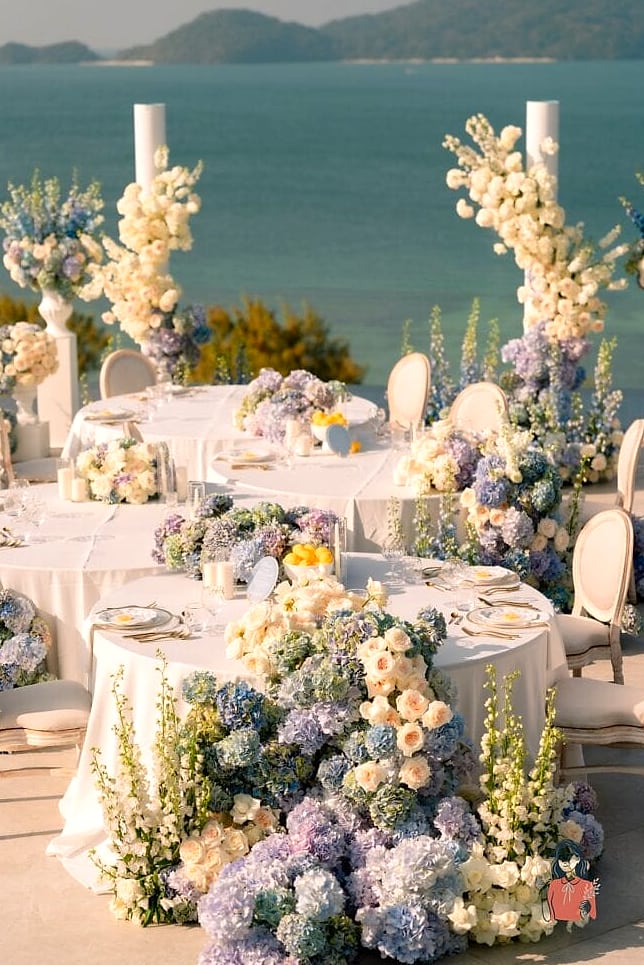 28 Unforgettable Wedding Planner That Are Absolutely Perfect 5 Choose a Ceremony Arch That Fits the Venue