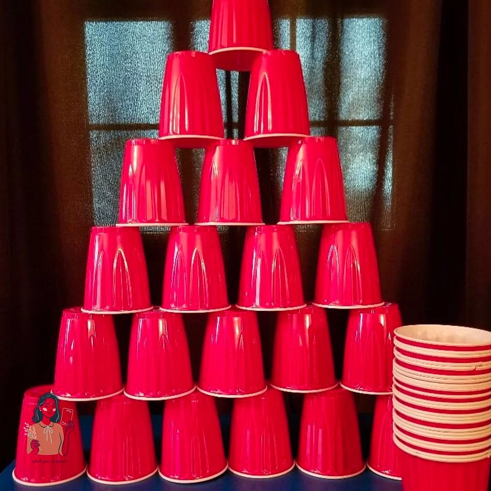 Cup Stack Roll