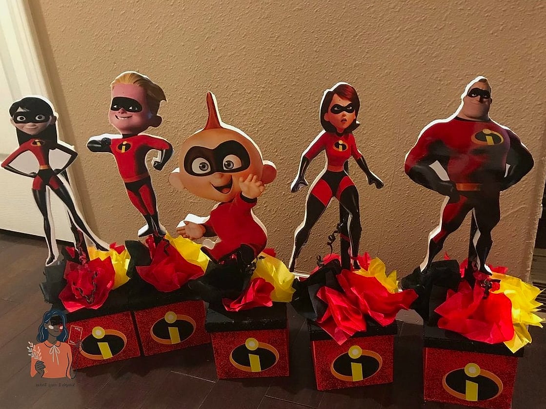 25 Incredible Party Decorations Worth Stealing Right Now 25 A Dedicated Gift or Favor Table
