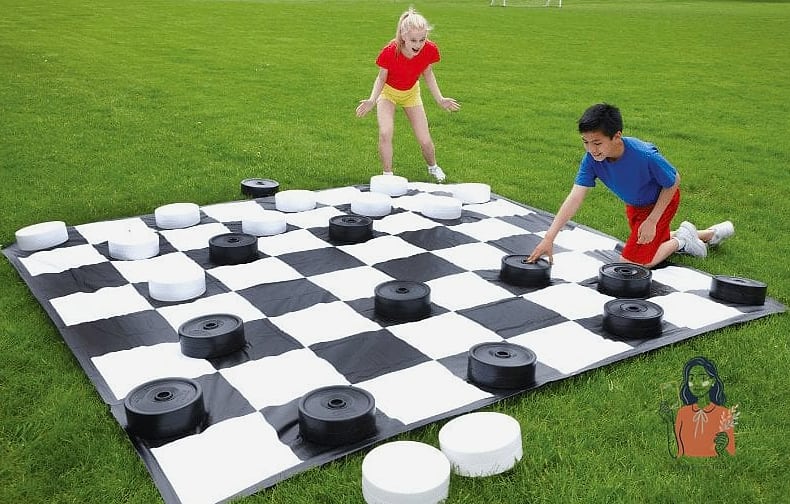 Giant Checkers