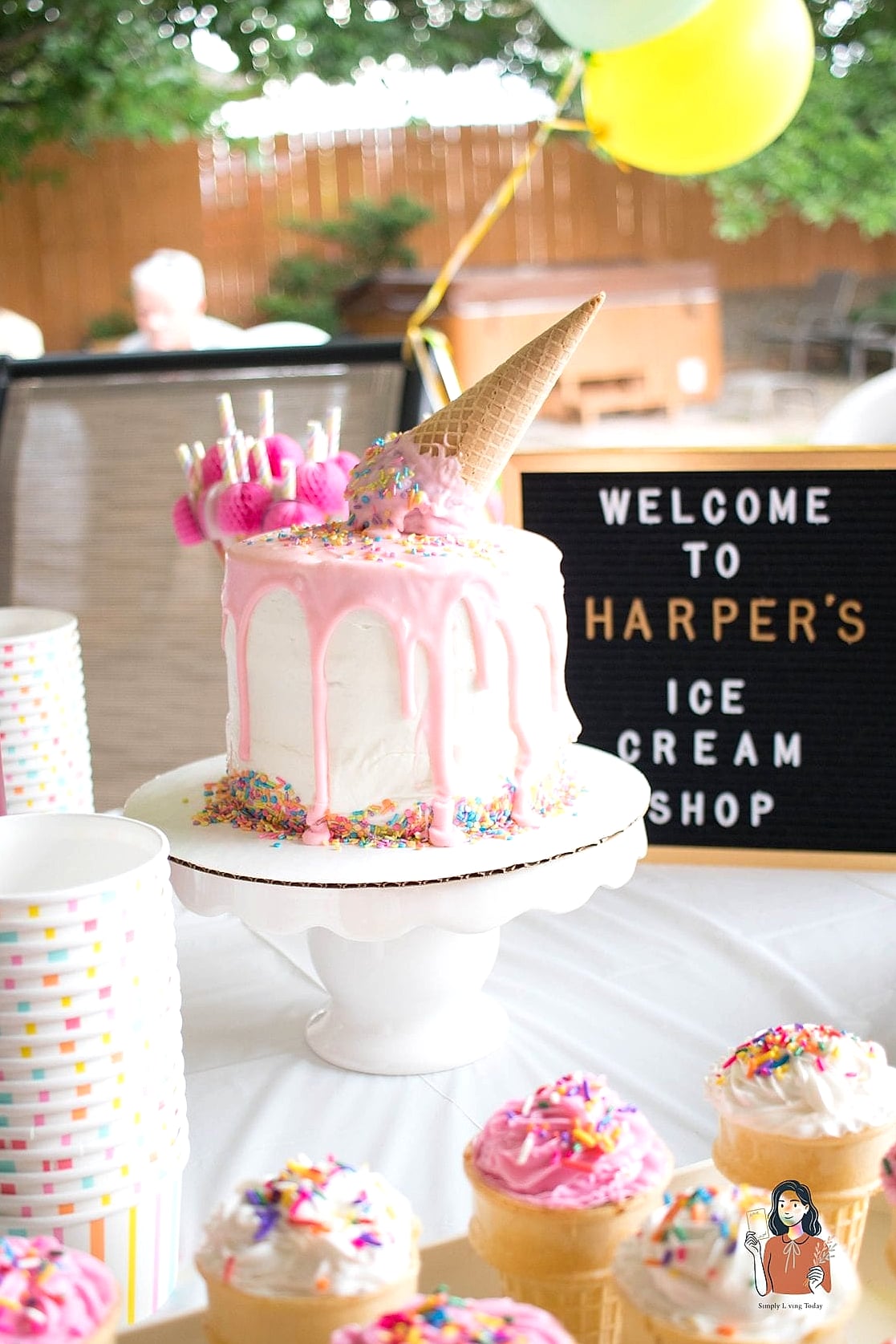 25 Adorable Party Food Platters for the Best Party Ever 21 Ice Cream Sundae Bar Platter