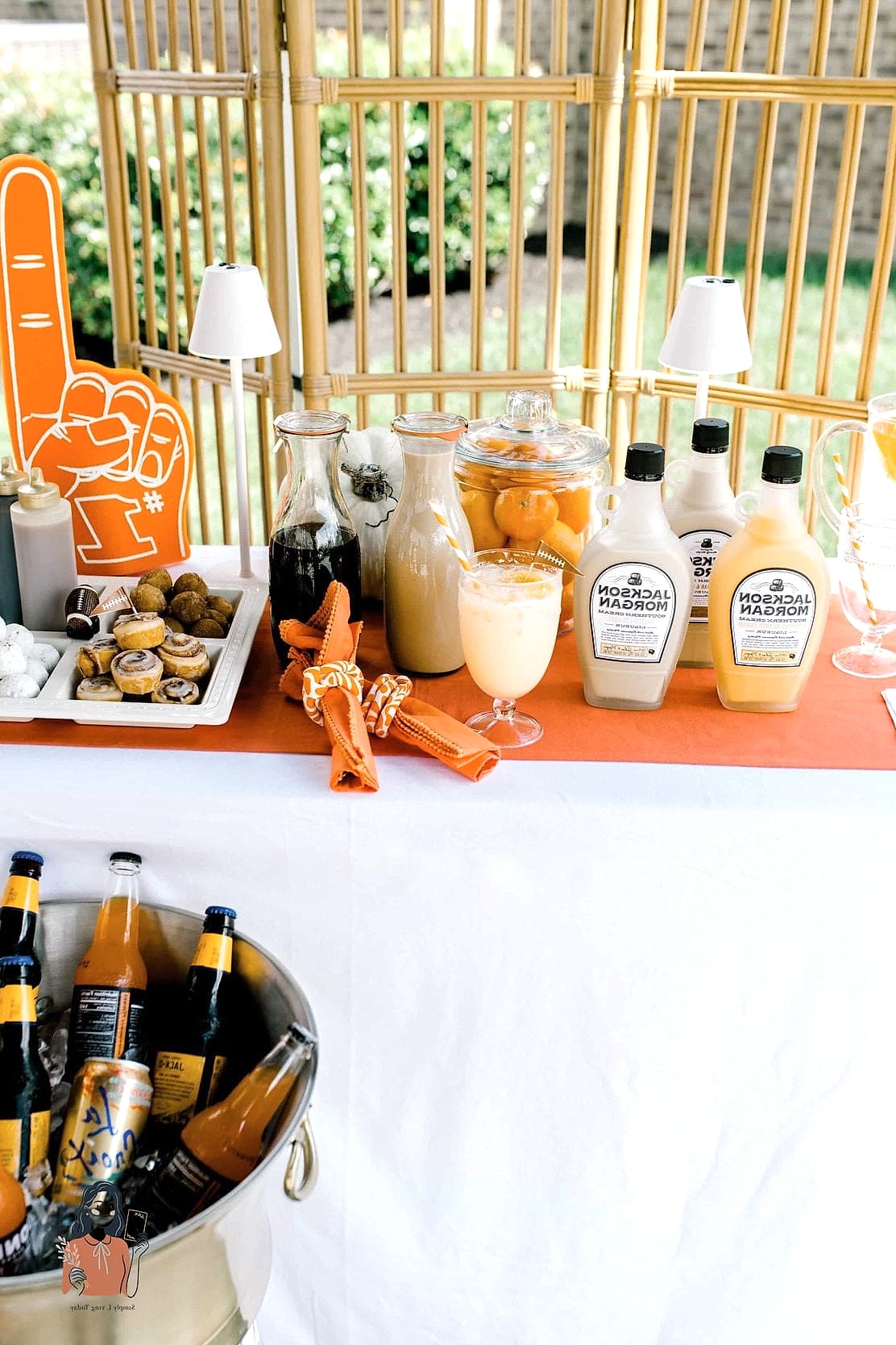 25 Unforgettable Party Food Ideas That Are Totally Pinterest-Worthy 15 Iced Coffee and Tea Bar