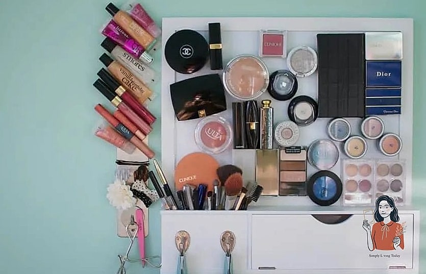 25 Gorgeous Makeup Organization Ideas Every Beauty Lover Needs 26 A Labeling System Across Every Container