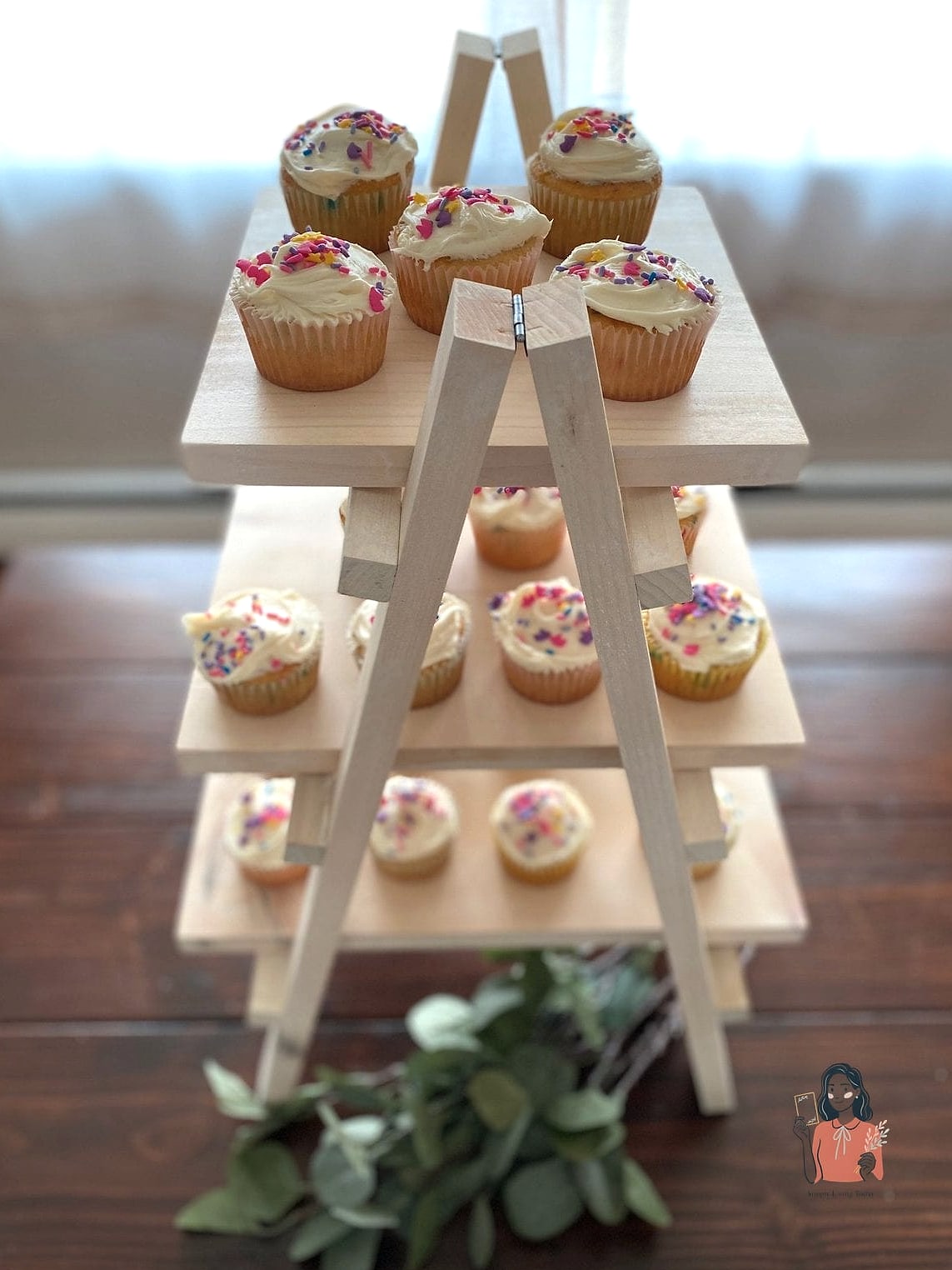 30 Simple Diy Cupcake Stand That Are Going Viral on Pinterest 14 Ladder Display Stand