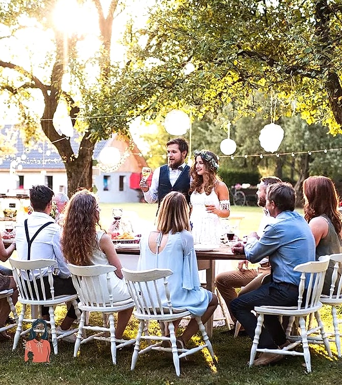 22 Incredible Dinner Party Games Everyone Will Be Talking About 7 The Newlywed-Style Game