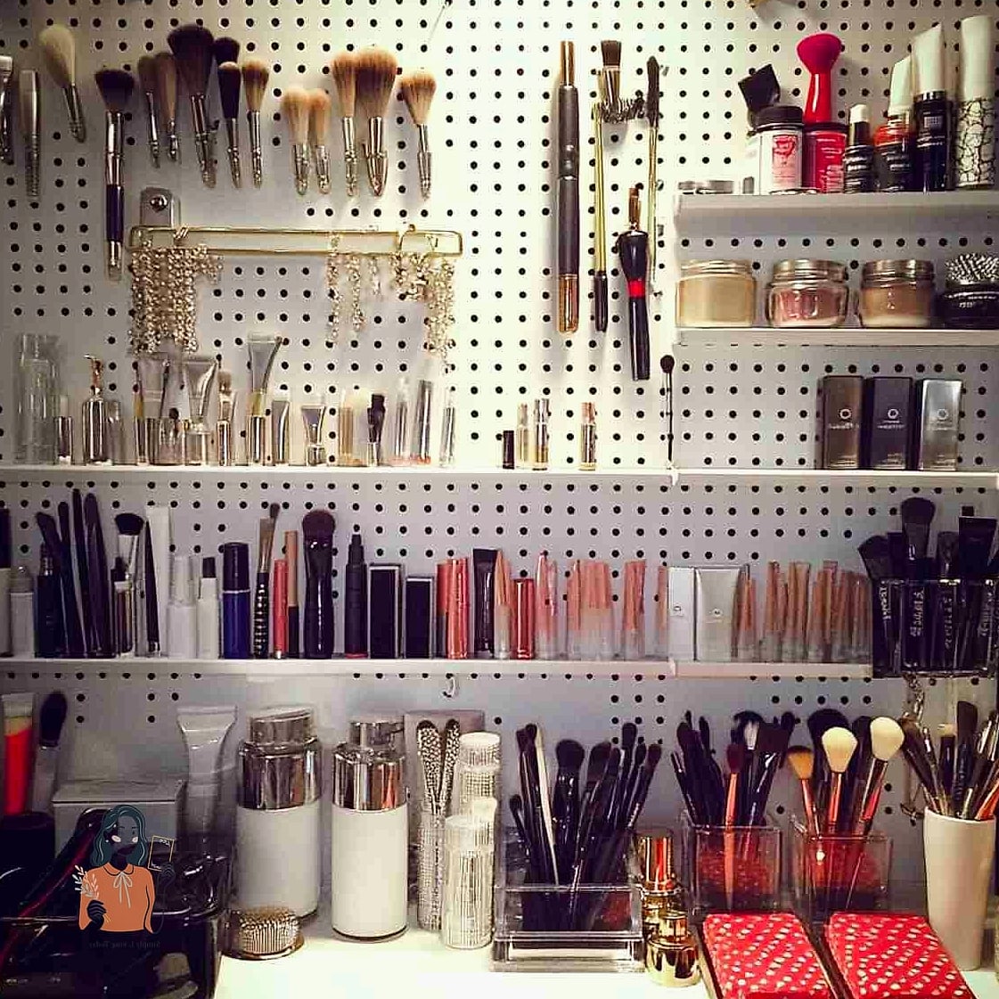 30 Genius Diy Makeup Organizer That Look Professional 17 Pegboard Wall Organizer