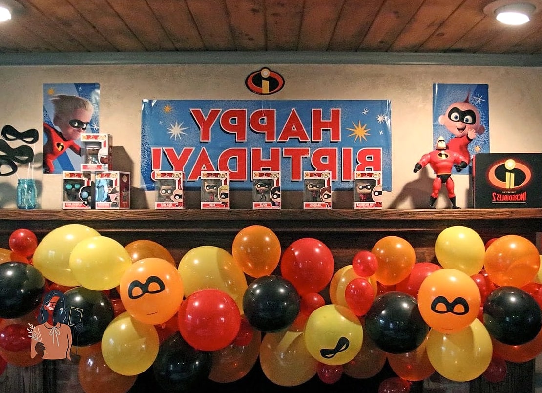 25 Incredible Party Decorations Worth Stealing Right Now 9 A Photo Wall Guests Actually Use