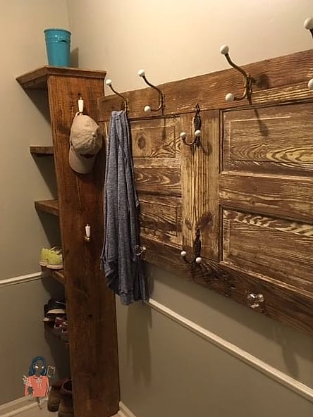 Reclaimed Wood Wall Rack