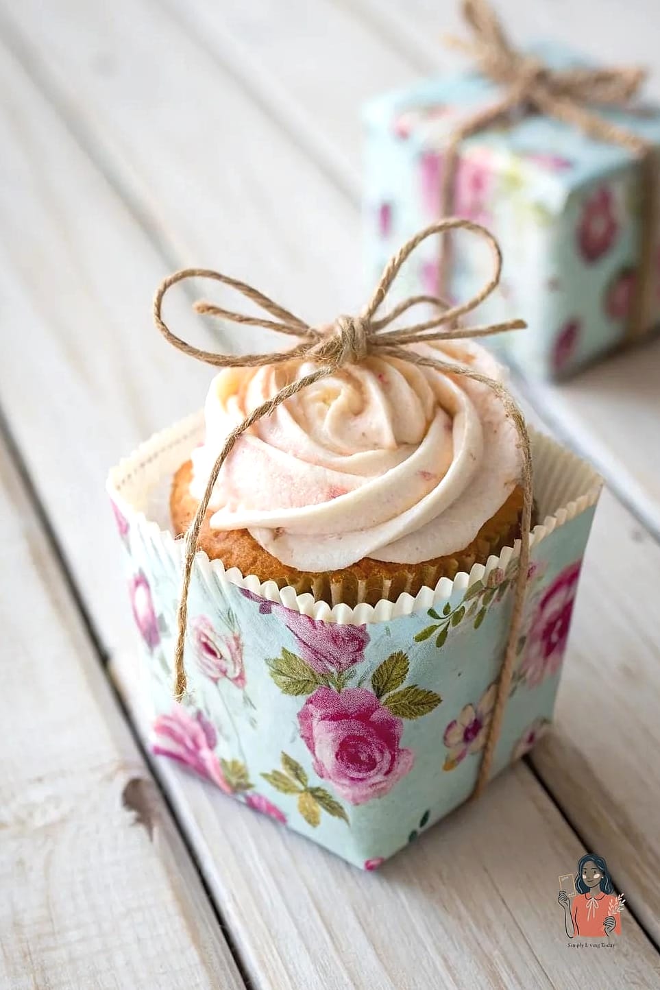30 Simple Diy Cupcake Stand That Are Going Viral on Pinterest 25 Ribbon-Wrapped Dowel Stand