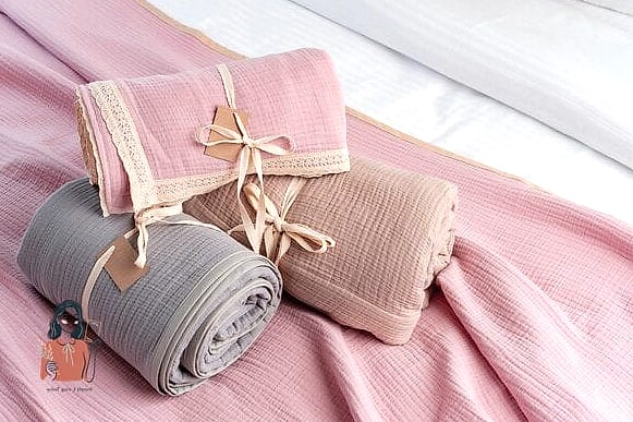 22 Creative Rolling Under Bed Storage Diy That Will Transform Your Space 7 Rolling Blanket and Linen Chest