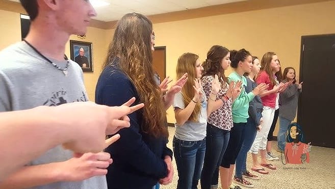 24 Simple Team Building Games For Kids That Are Going Viral on Pinterest 11 Silent Line Up