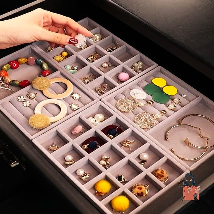 Velvet Ring Tray