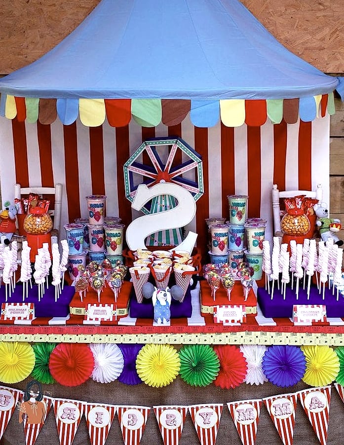23 Adorable Party Theme Ideas That Are Absolutely Perfect 14 Vintage Carnival