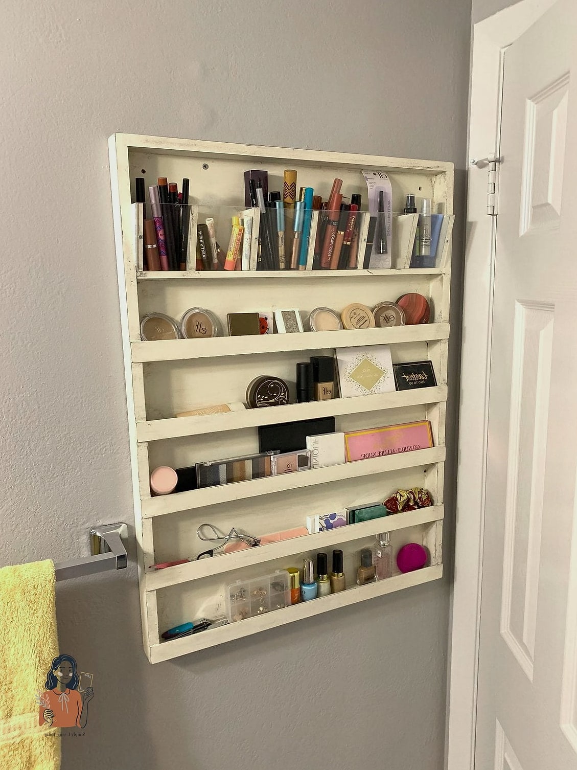 25 Gorgeous Makeup Organization Ideas Every Beauty Lover Needs 5 A Wall-Mounted Acrylic Shelf System